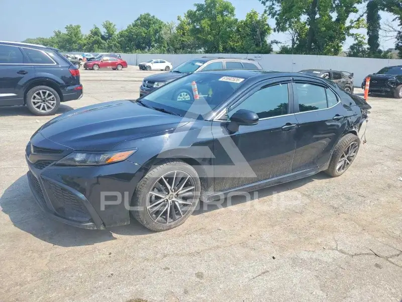 2021 Toyota CAMRY фото