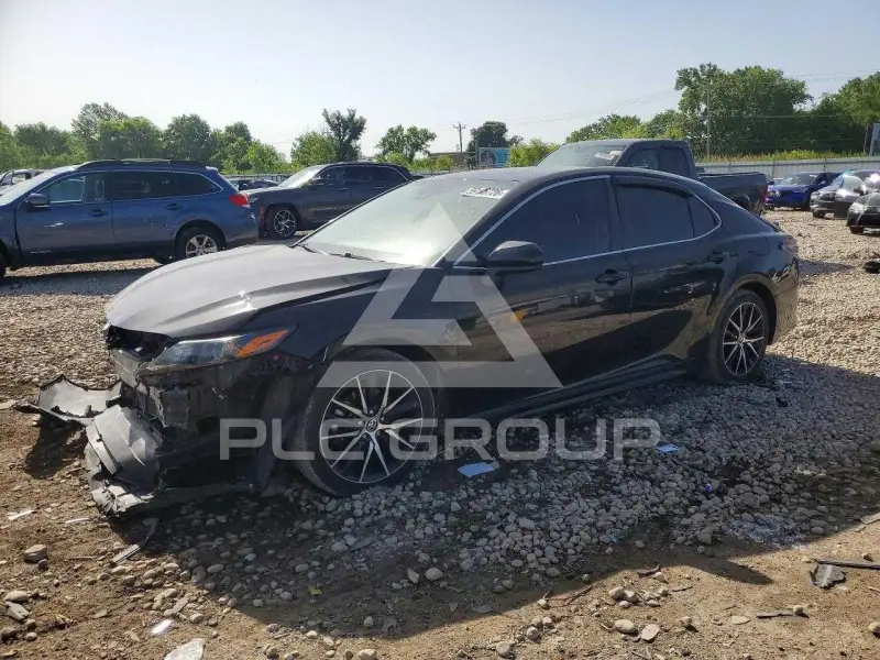 2021 Toyota CAMRY фото