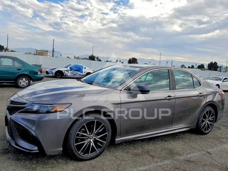 2021 Toyota CAMRY фото