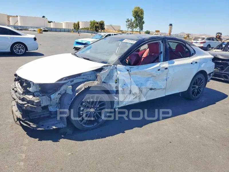 2021 Toyota CAMRY фото