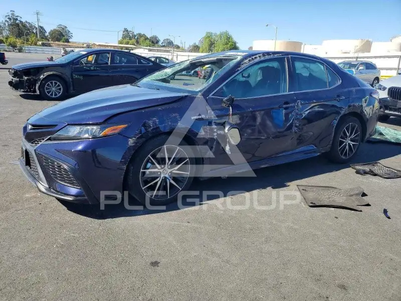 2021 Toyota CAMRY фото
