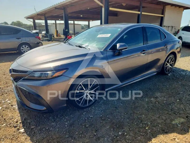 2021 Toyota CAMRY photo