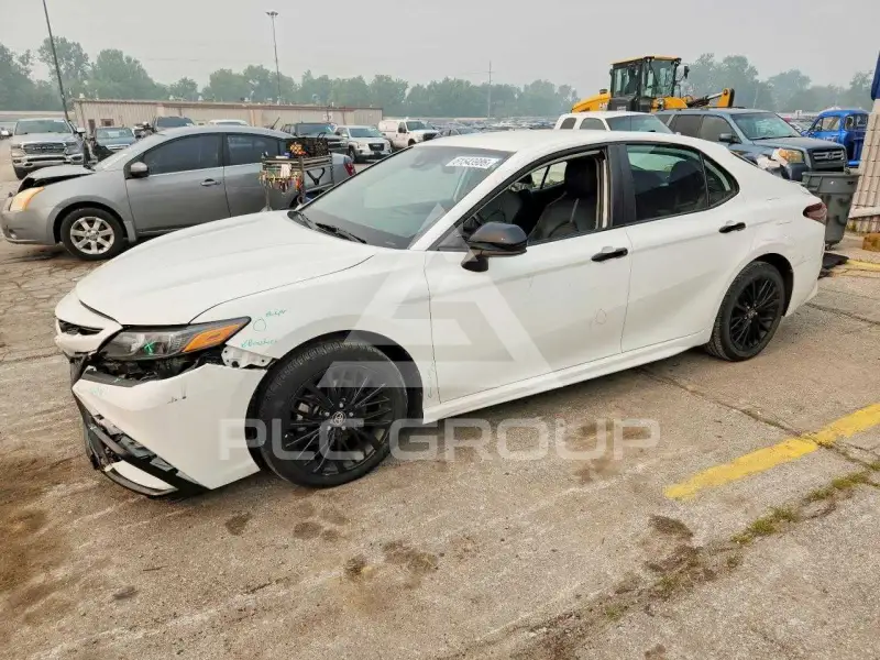 2021 Toyota CAMRY фото