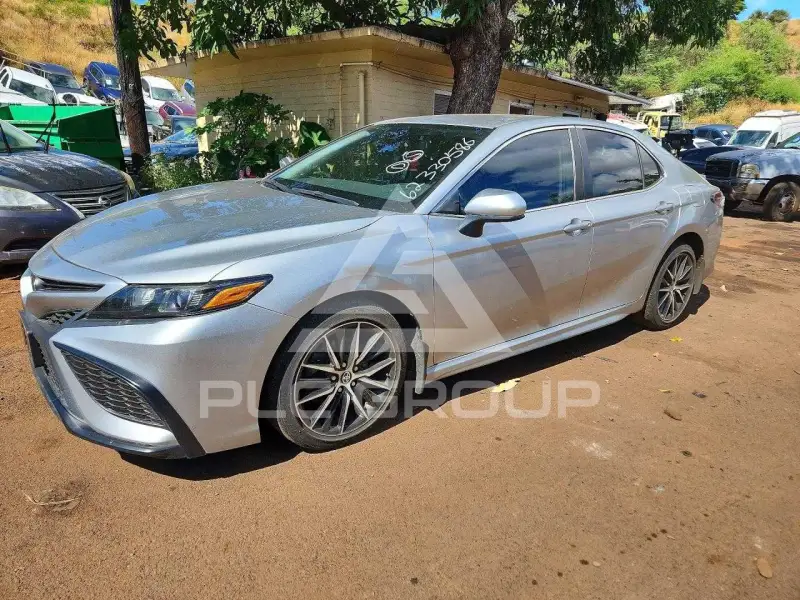 2021 Toyota CAMRY photo