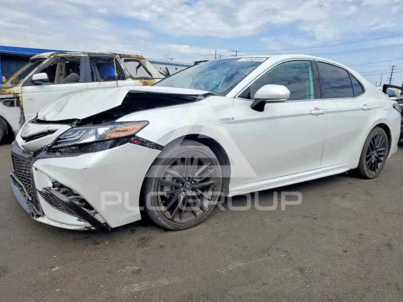 2021 Toyota CAMRY фото