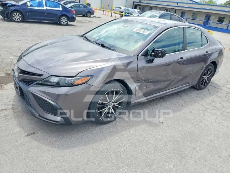 2021 Toyota CAMRY фото