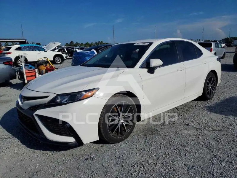 2021 Toyota CAMRY фото