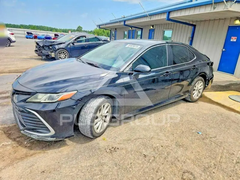 2021 Toyota CAMRY фото
