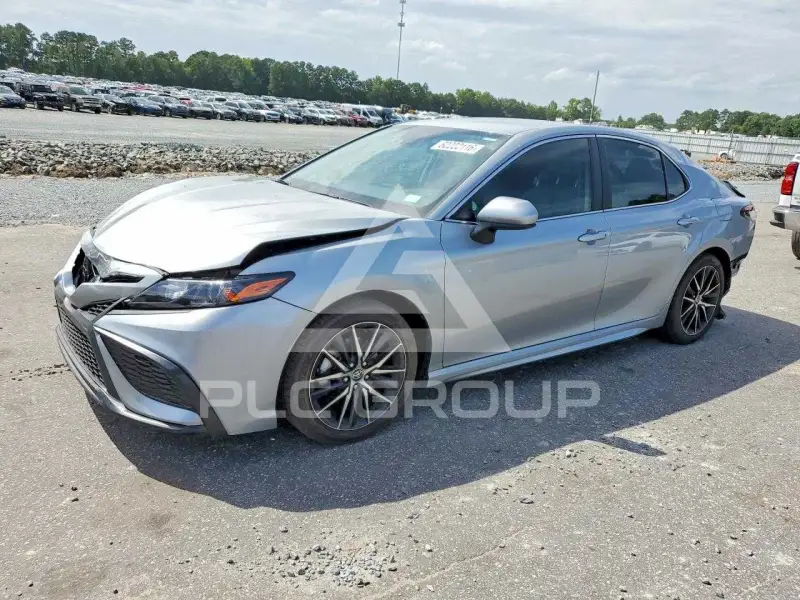 2021 Toyota CAMRY фото