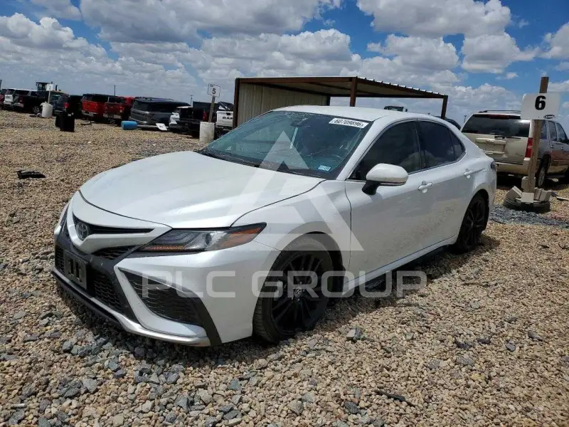 2021 Toyota CAMRY фото