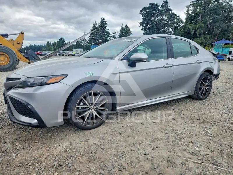 2021 Toyota CAMRY фото