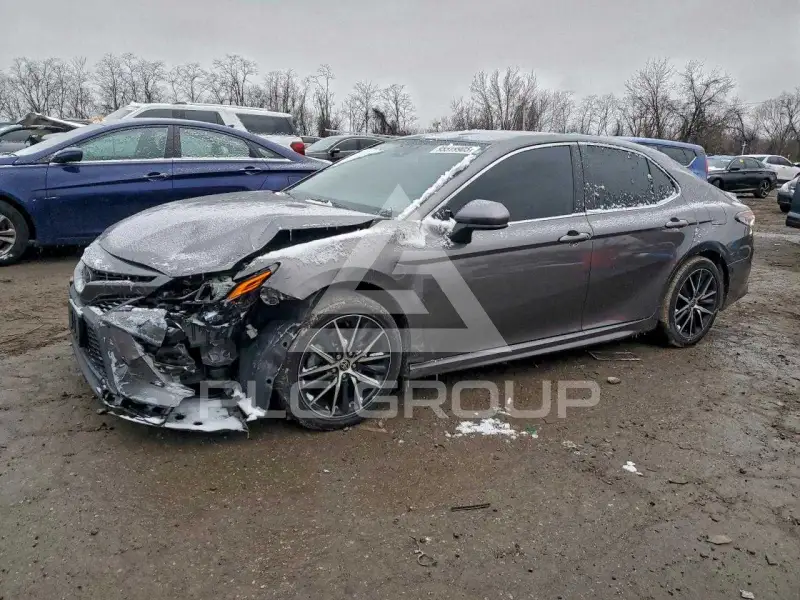 2021 Toyota CAMRY фото