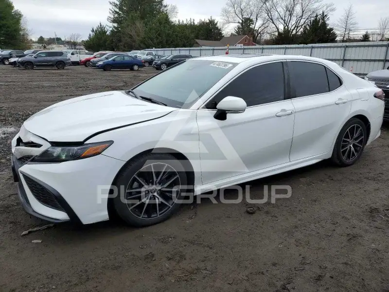 2021 Toyota CAMRY фото