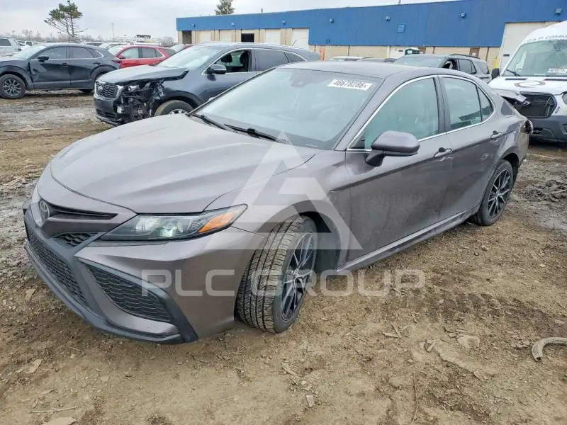 2021 Toyota CAMRY фото