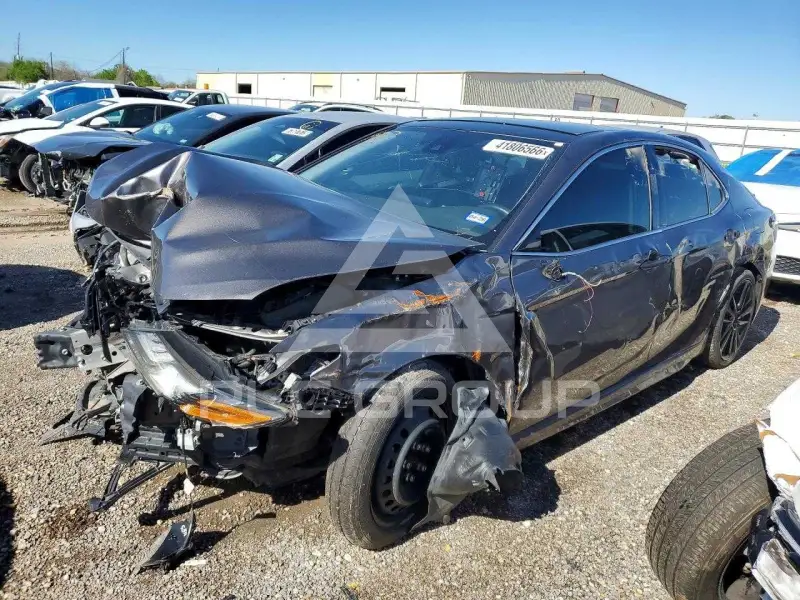 2021 Toyota CAMRY фото