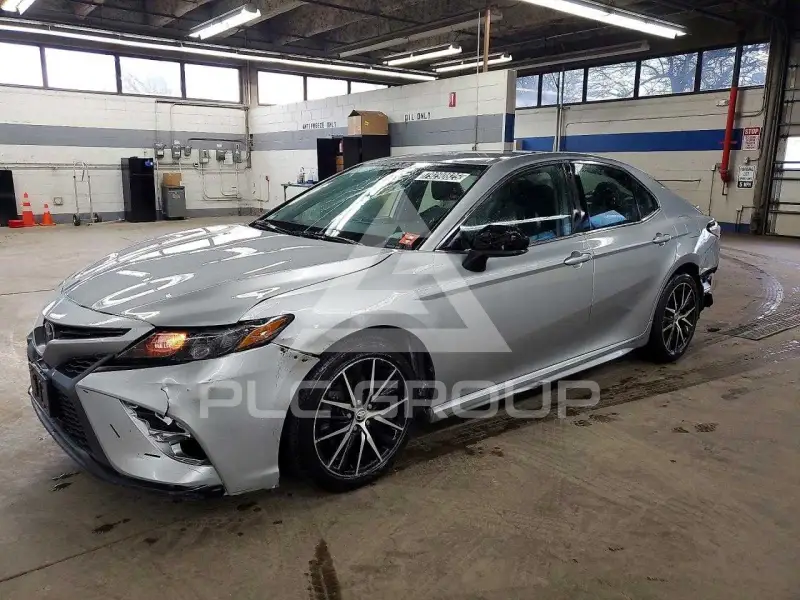 2021 Toyota CAMRY фото