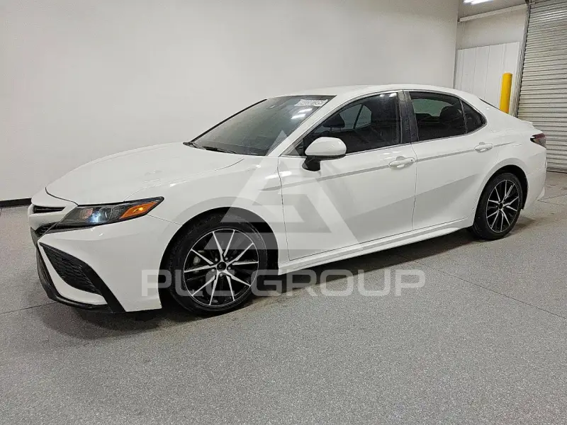 2021 Toyota CAMRY фото