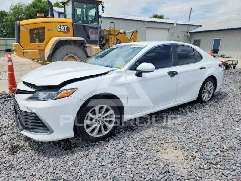 2021 Toyota CAMRY фото
