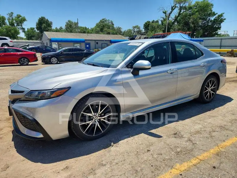 2021 Toyota CAMRY фото