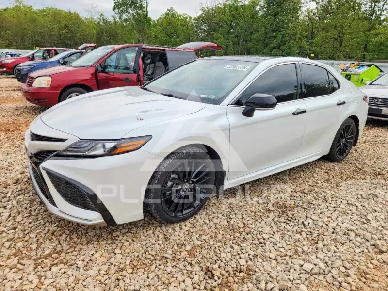 2021 Toyota CAMRY фото