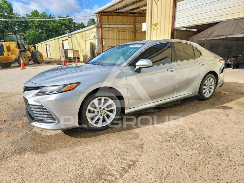 2021 Toyota CAMRY фото