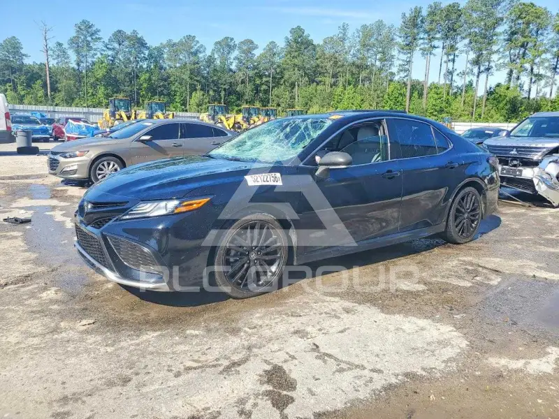 2021 Toyota CAMRY фото