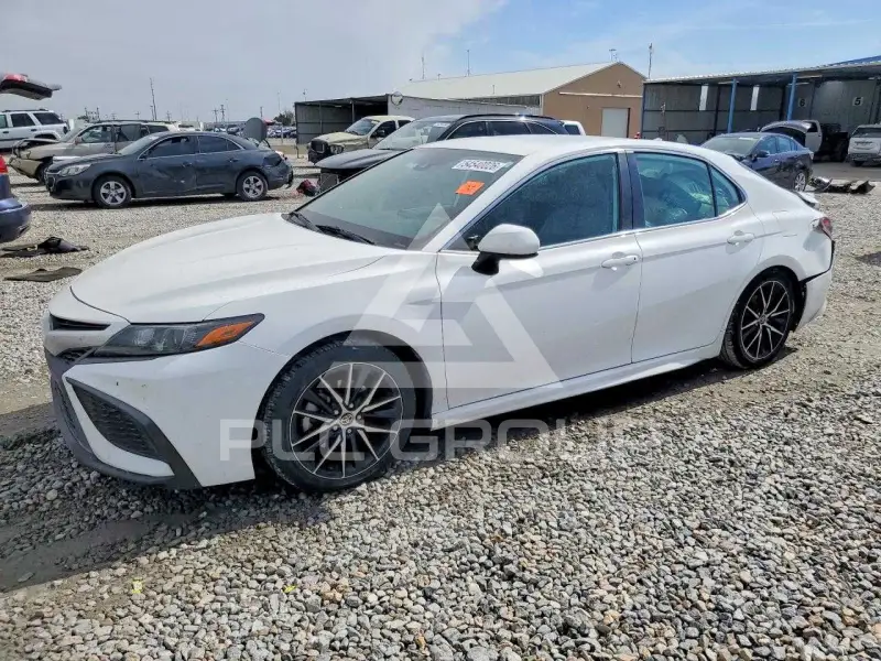2021 Toyota CAMRY фото