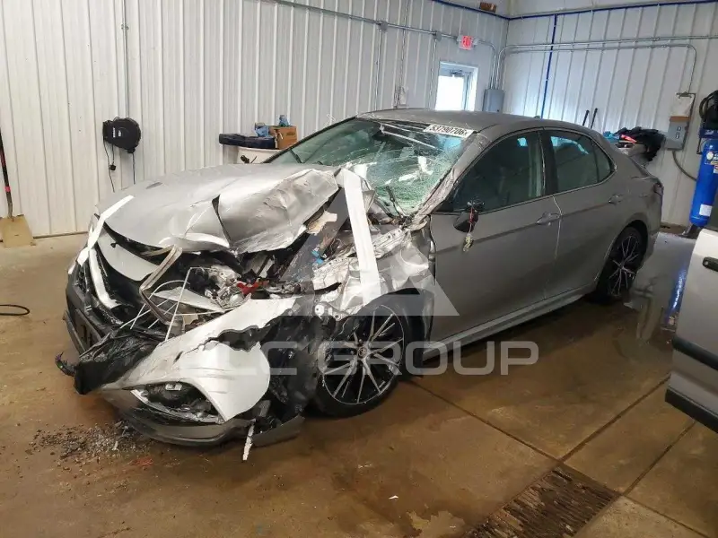 2021 Toyota CAMRY фото