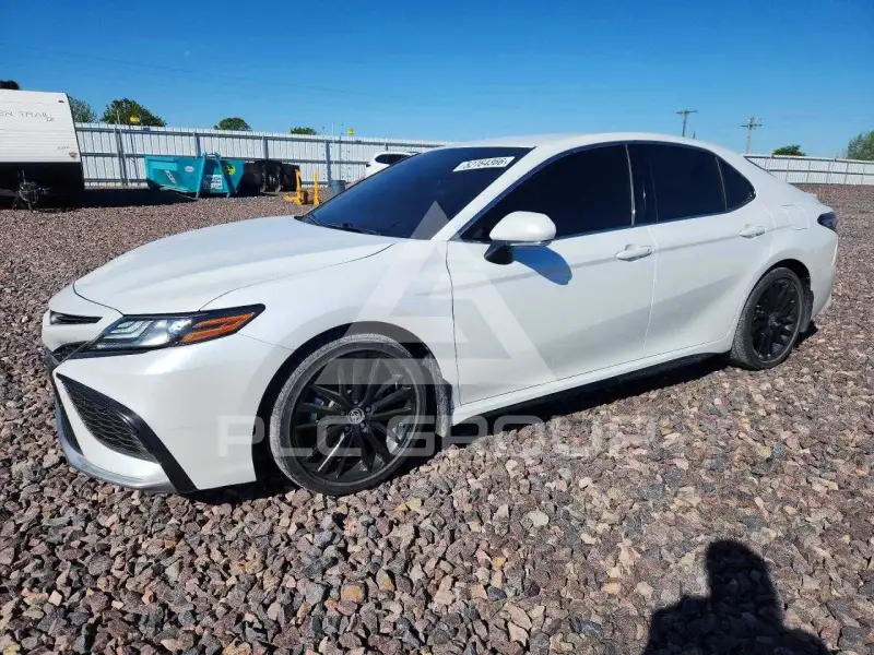 2021 Toyota CAMRY фото