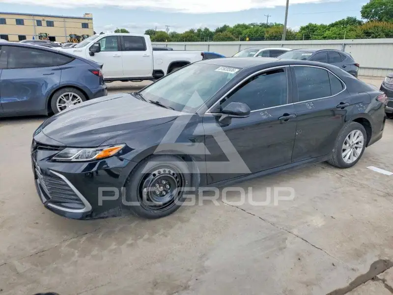 2021 Toyota CAMRY фото