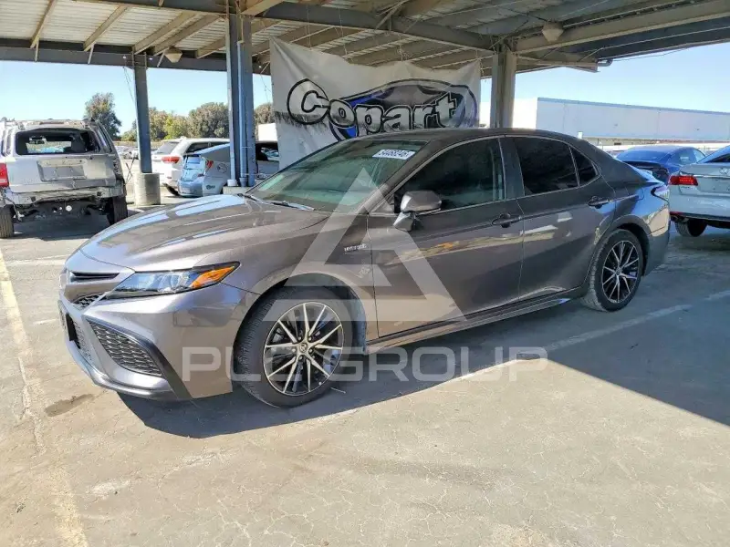 2021 Toyota CAMRY фото