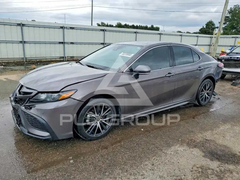 2021 Toyota CAMRY фото