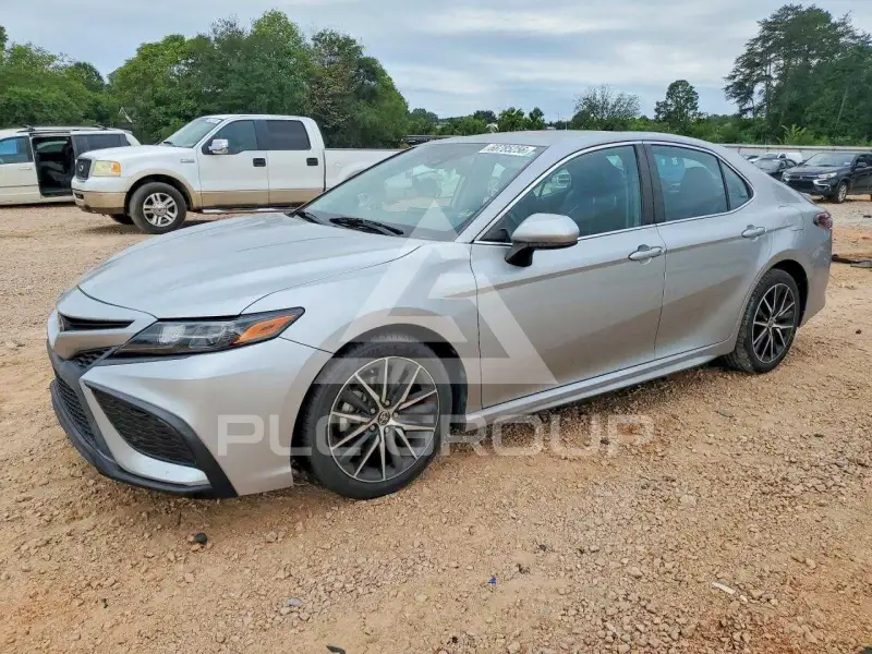 2021 Toyota CAMRY фото