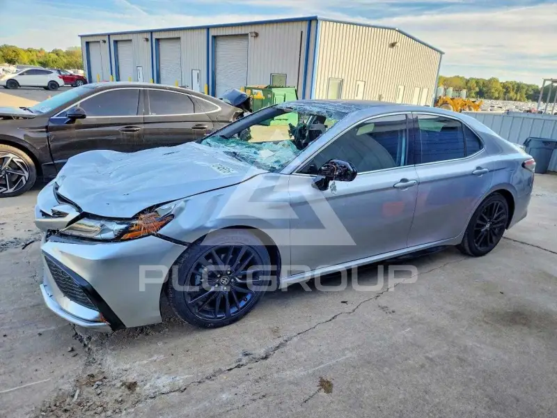 2021 Toyota CAMRY фото