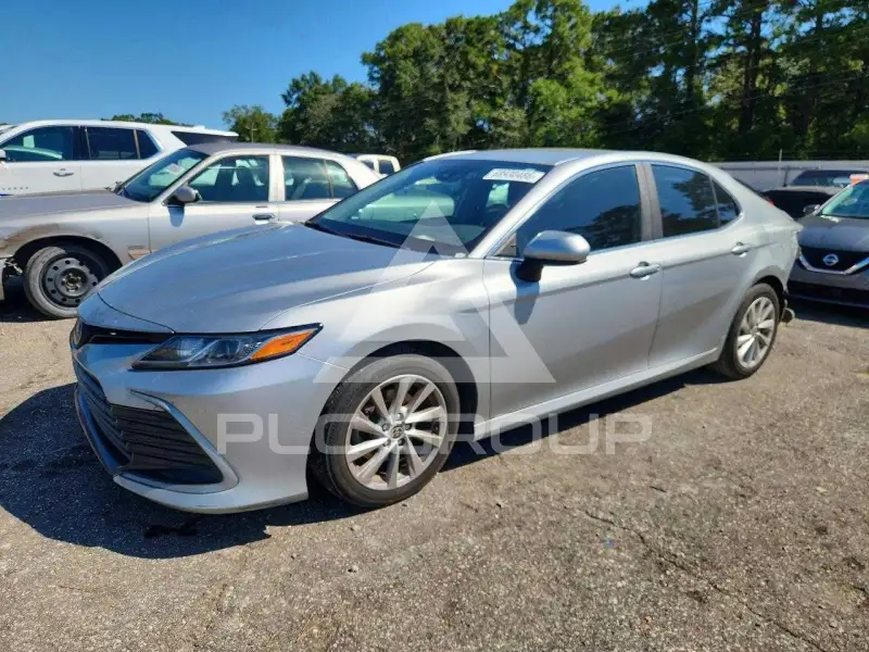 2021 Toyota CAMRY фото