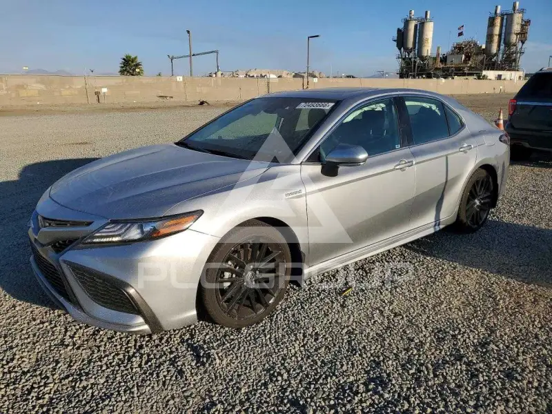 2021 Toyota CAMRY фото