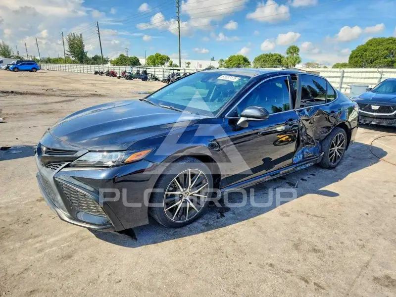 2021 Toyota CAMRY фото