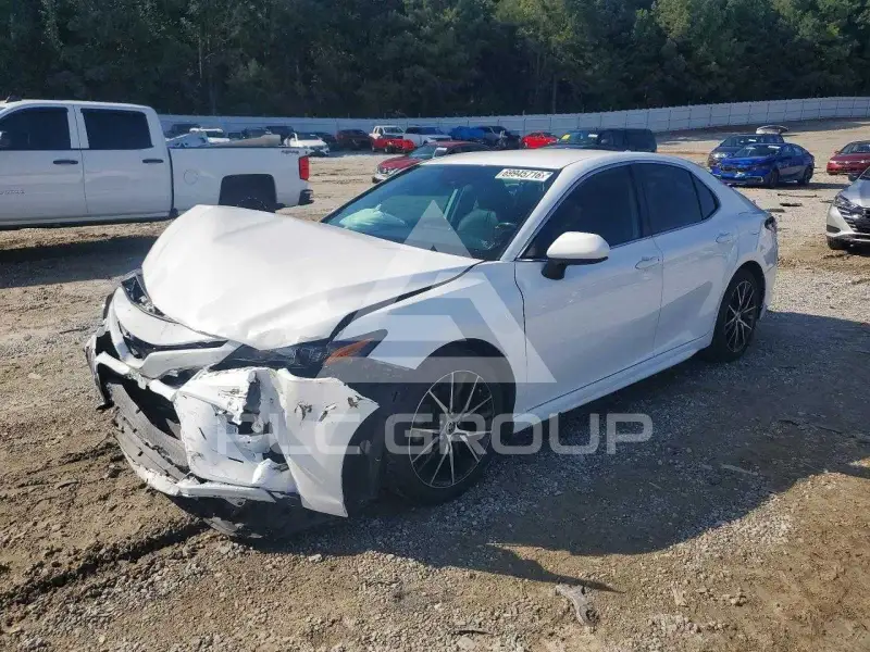 2021 Toyota CAMRY фото