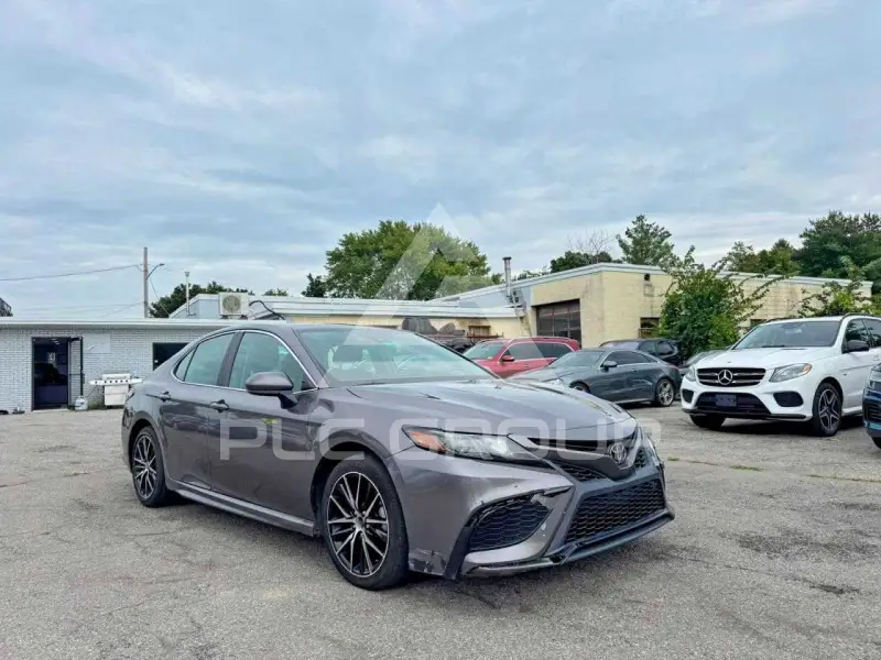 2021 Toyota CAMRY photo
