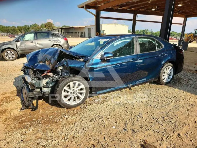 2021 Toyota CAMRY фото