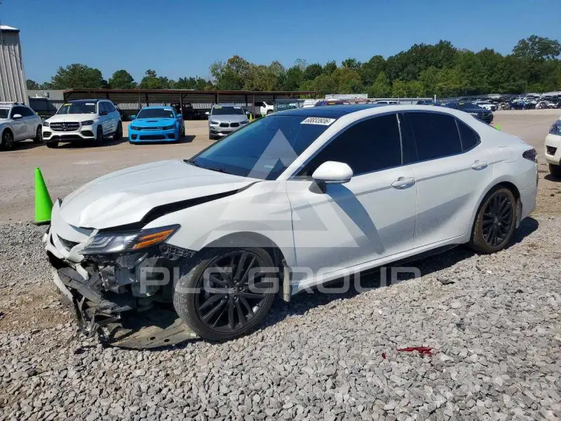 2021 Toyota CAMRY фото