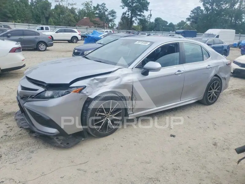 2021 Toyota CAMRY фото