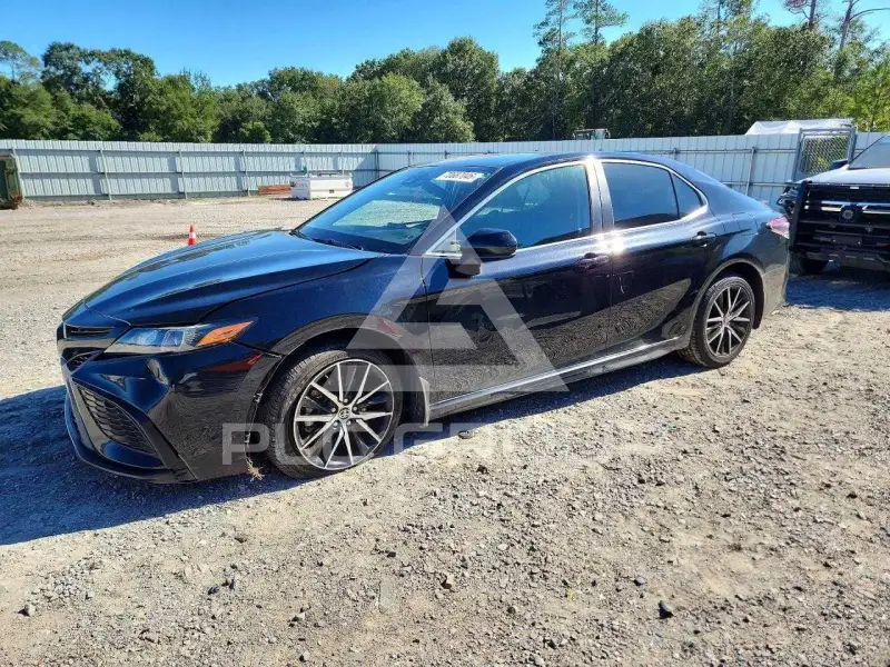 2021 Toyota CAMRY фото