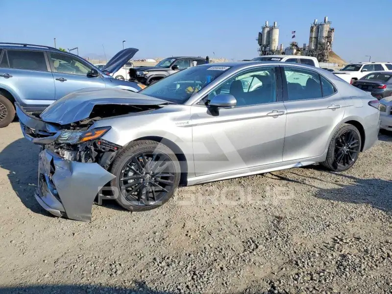 2021 Toyota CAMRY фото