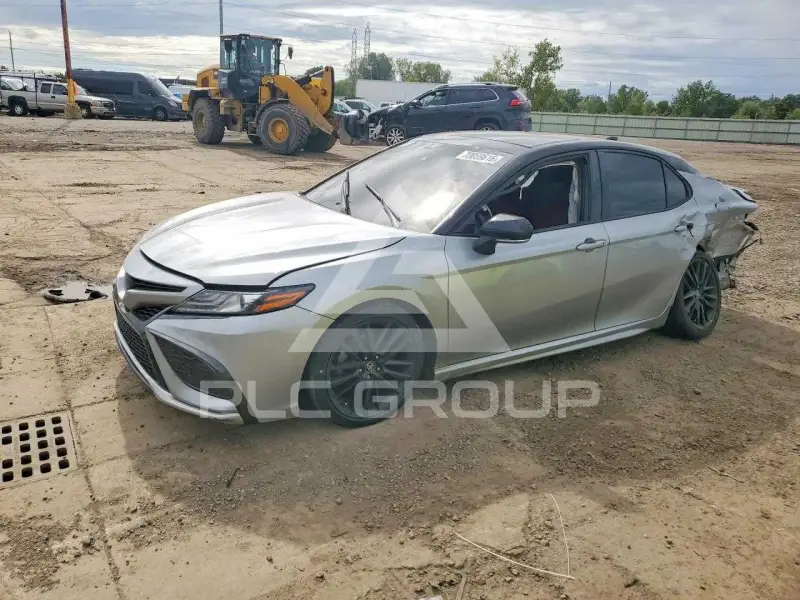 2021 Toyota CAMRY фото