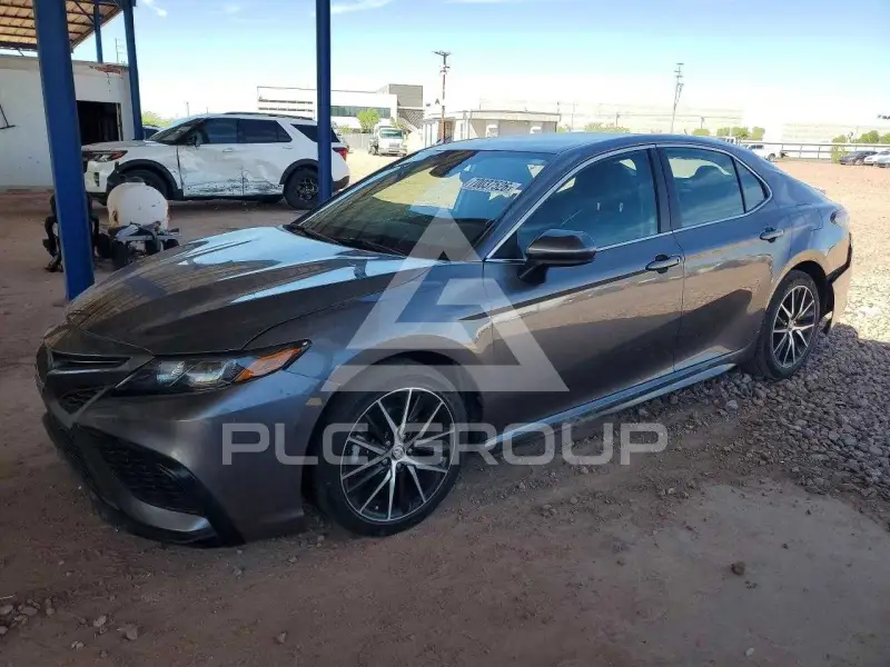 2021 Toyota CAMRY фото