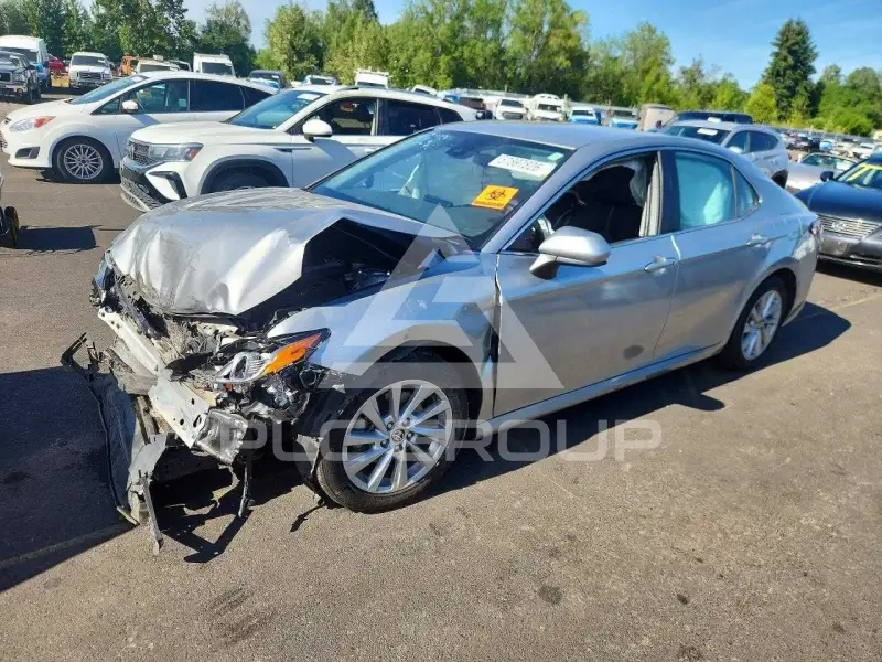 2021 Toyota CAMRY фото