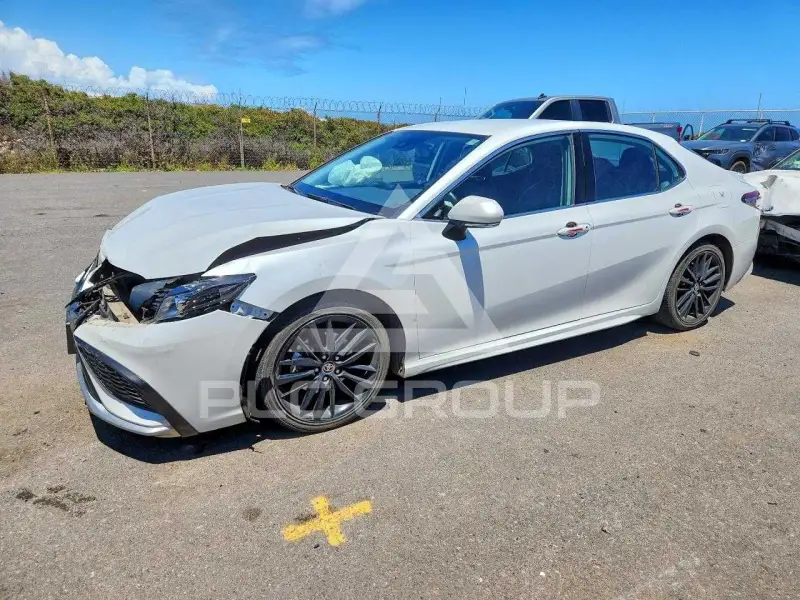 2021 Toyota CAMRY фото