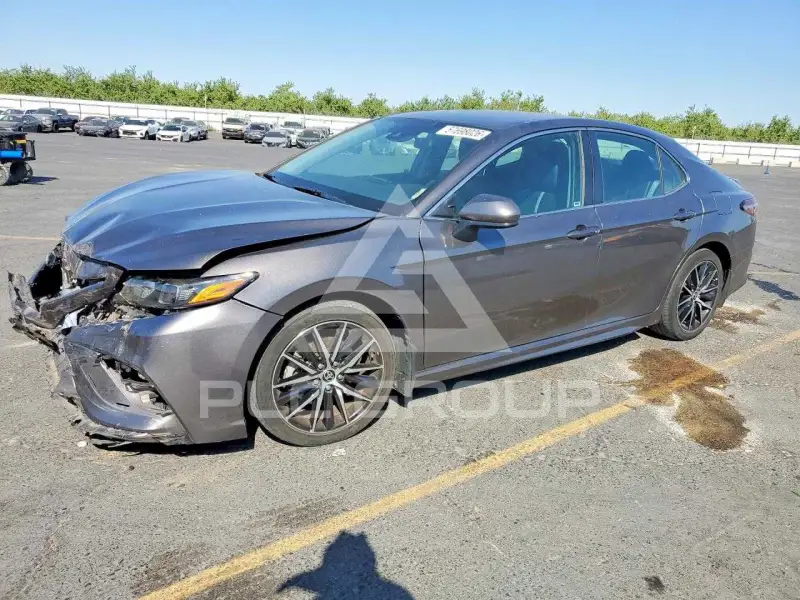2021 Toyota CAMRY фото