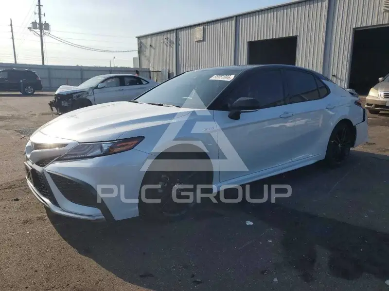 2021 Toyota CAMRY photo